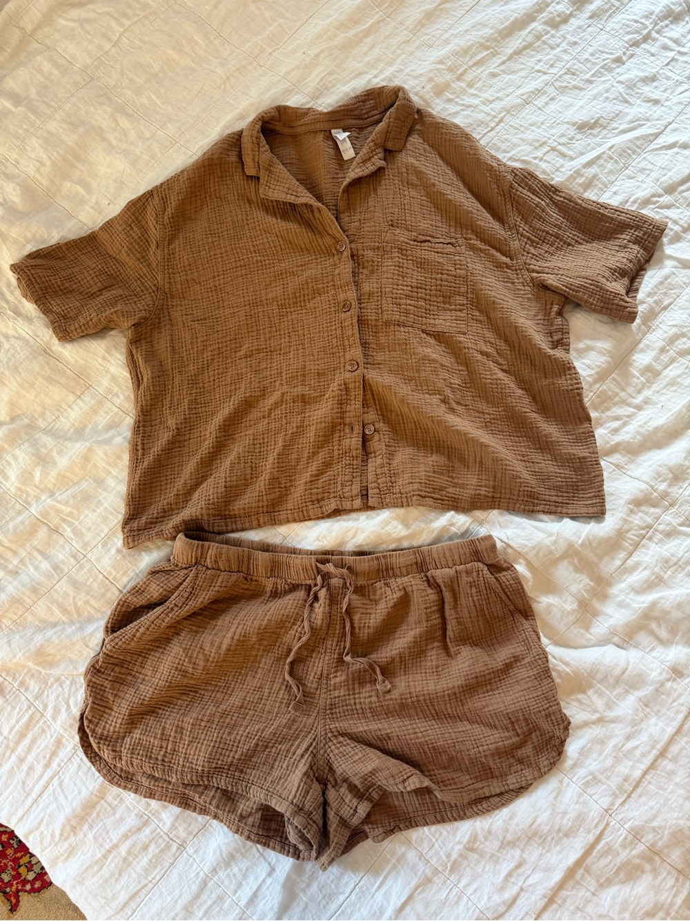 Brown Gauze Button-Up Top & Drawstring Shorts Set - Picture 2 of 4